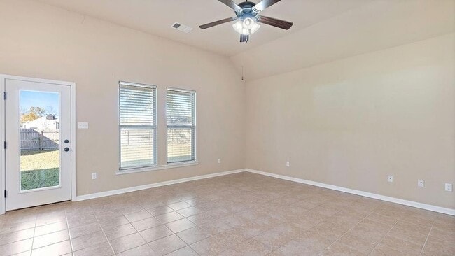 Building Photo - 42189 Broad Walk Ave
