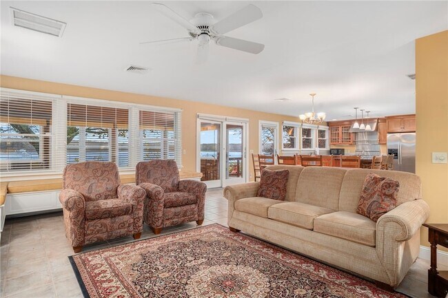 Building Photo - 14 Betty Hill Rd