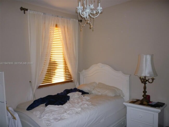 Building Photo - 644 Conservation Dr