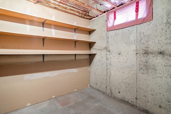 Building Photo - 1145 Hayward St