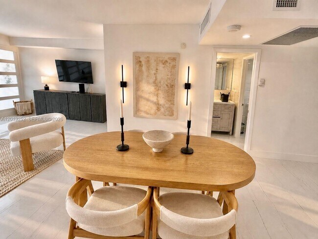 Building Photo - 2301 Collins Ave