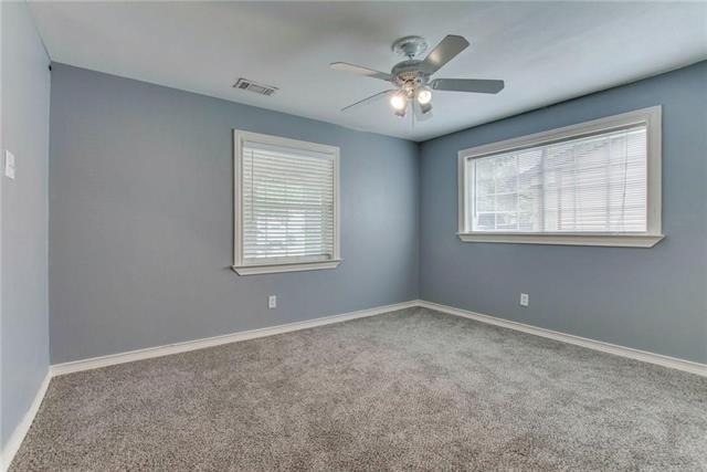 Building Photo - 2310 Ridgedale Dr