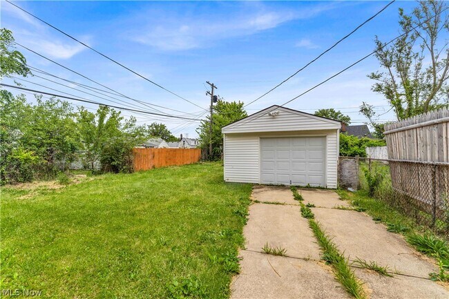 Building Photo - 4461 W 137th St