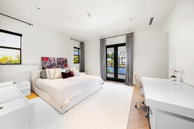 Building Photo - 632 Intracoastal Dr