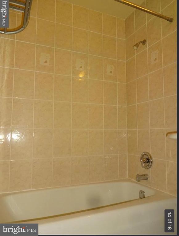 Building Photo - 2172 Cartwright Pl