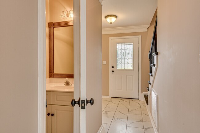 Building Photo - 4111 Eagle Nest Dr