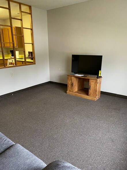 Building Photo - 440 N A St