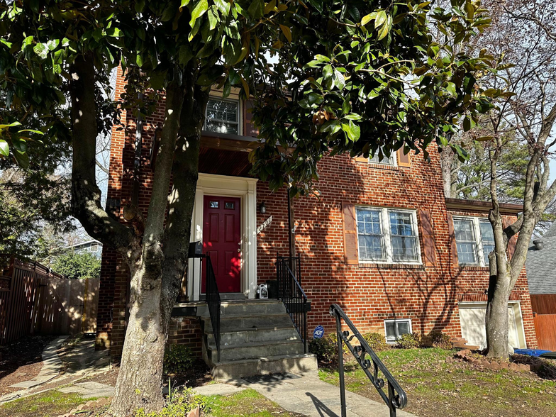 Primary Photo - 2701 13th St S