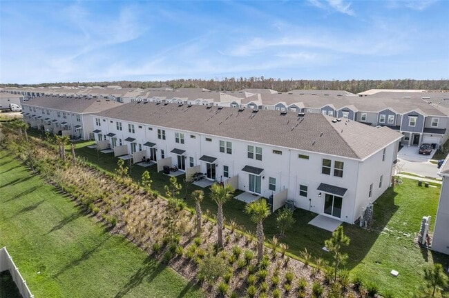 Building Photo - 2653 Skyline Lp