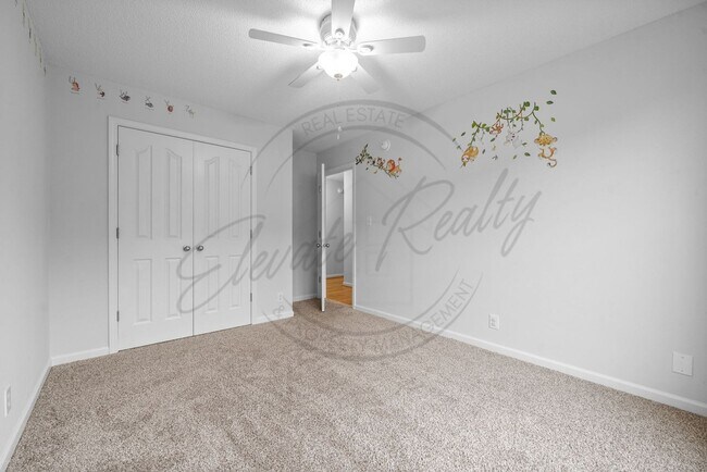 Building Photo - Charming 3 Bedroom Ranch in Clarksville!