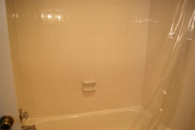 Building Photo - 5801 Lumberdale Rd