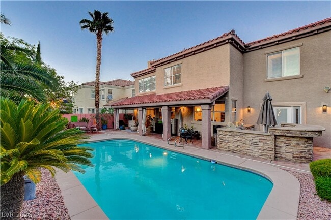 Building Photo - 1409 Palantine Hill Dr