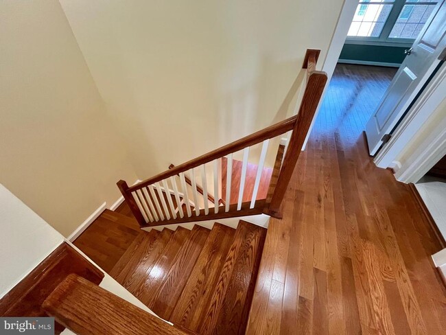 Building Photo - 3152 Yeager Dr