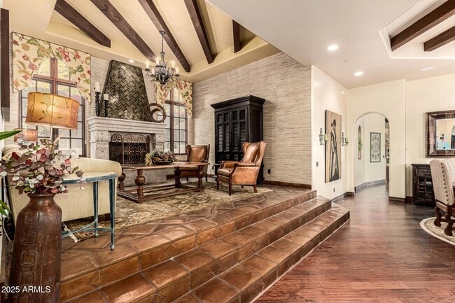 Building Photo - 1930 E Desert Willow Dr