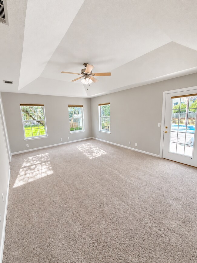 Building Photo - 655 Bristol Hammock Cir