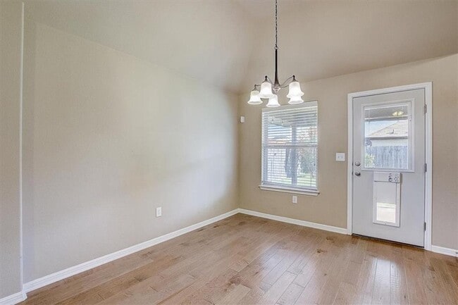 Building Photo - 2005 Alyssas Dr