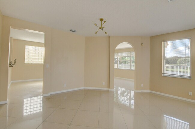 Building Photo - 11073 Harbour Springs Cir
