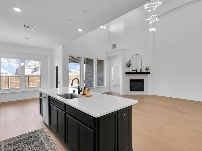 Building Photo - 1303 Wheelwright Dr