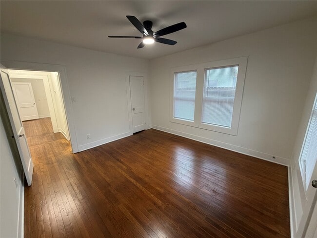 Building Photo - 1637 Bonnie Brae St