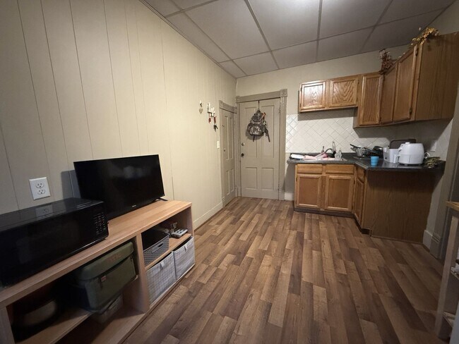 Building Photo - 117 MN, LLC (117MN)