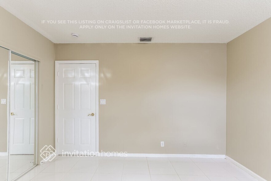 Building Photo - 6419 Breckenridge Cir