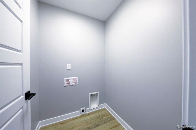 Building Photo - 2808 Goodrich St