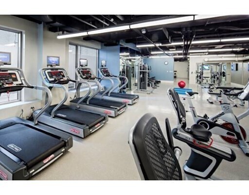 Building Photo - 88 Exeter St