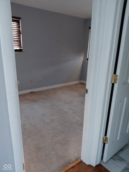 Building Photo - 4454 Greenmeadow Cir