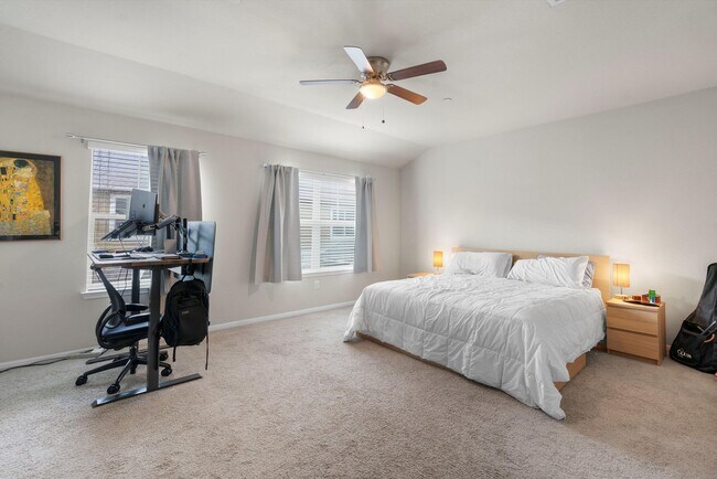 Building Photo - South Austin Condo for Rent