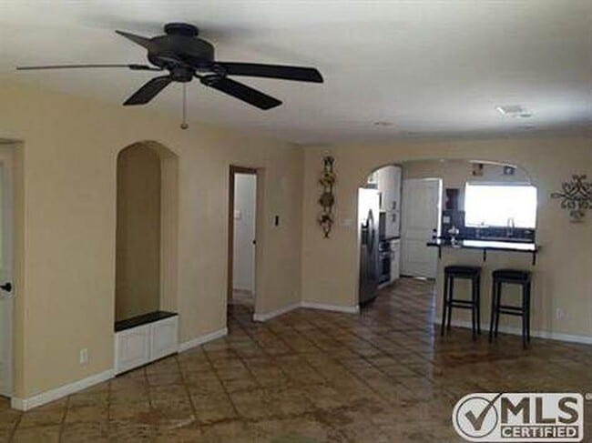 Building Photo - 338 N Grant St