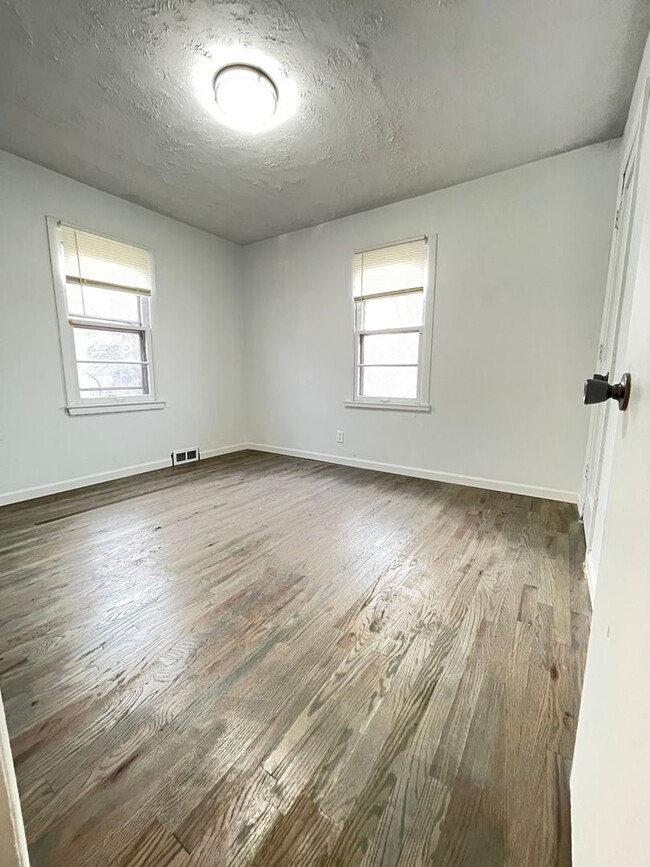 Building Photo - 3826 N 36th St