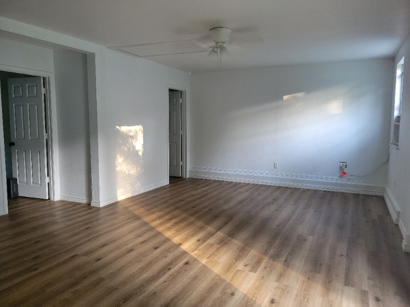 Building Photo - 509 N Henry St