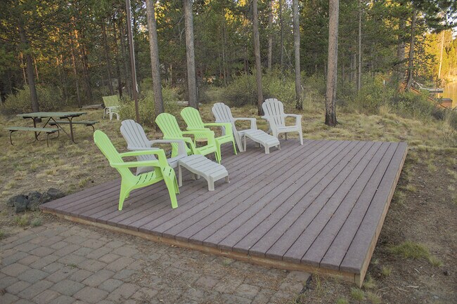 Building Photo - Furnished Seasonal Rental Through May 31, 2026