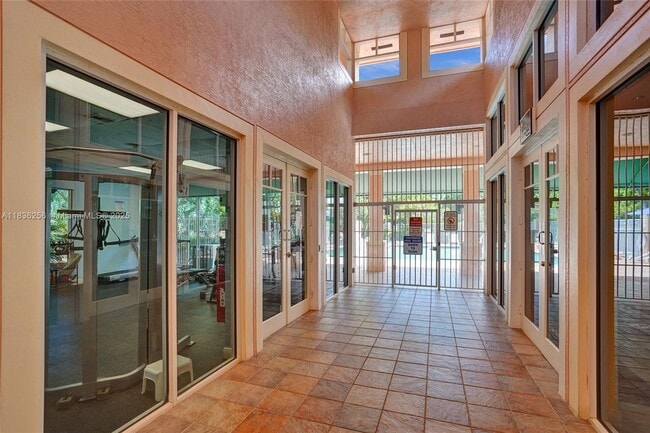 Building Photo - 1200 Town Center Dr