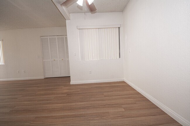 Building Photo - 22840 Hilton Head Dr
