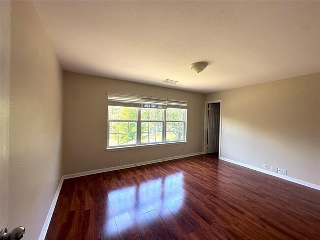 Building Photo - 816 Rusk Rd