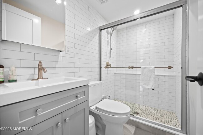 Building Photo - 11 Nolan Dr