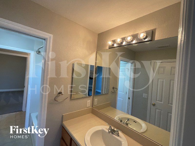 Building Photo - 26 The Village Blvd