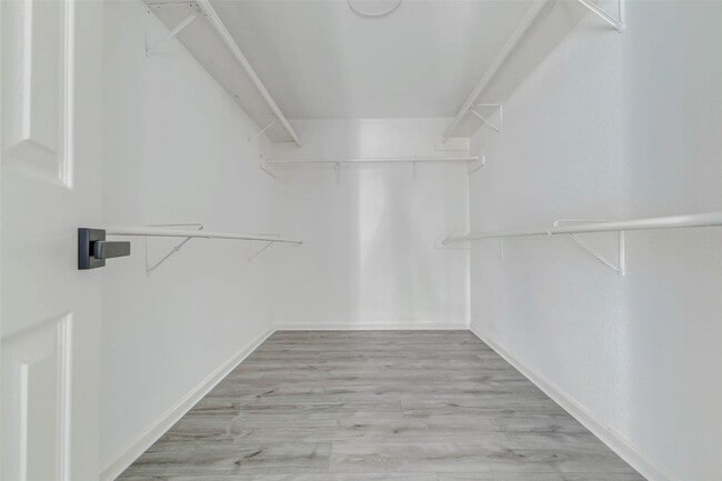 Building Photo - 2311 Wavell St