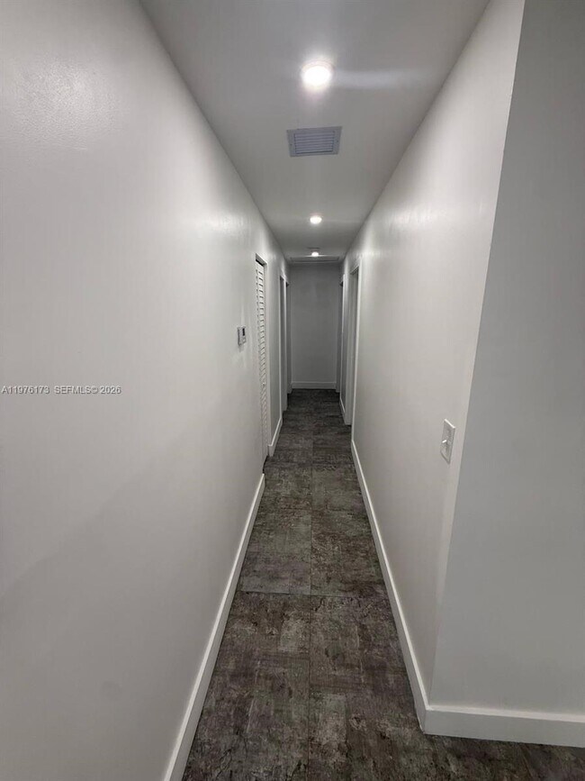 Building Photo - 11801 SW 180th St