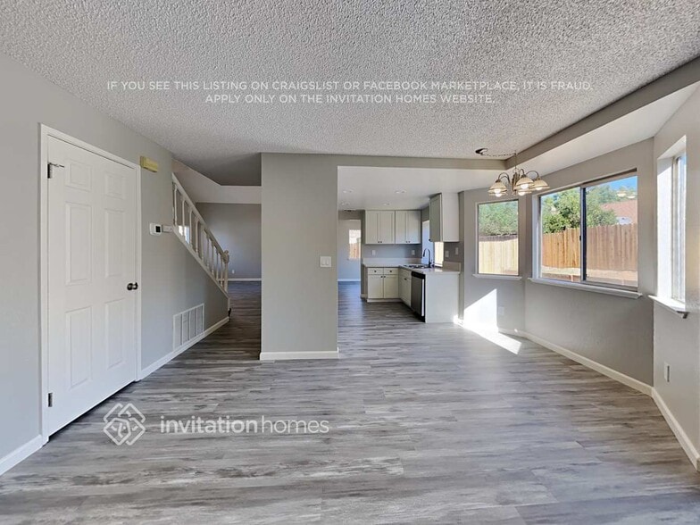 Building Photo - 8150 Great House Way