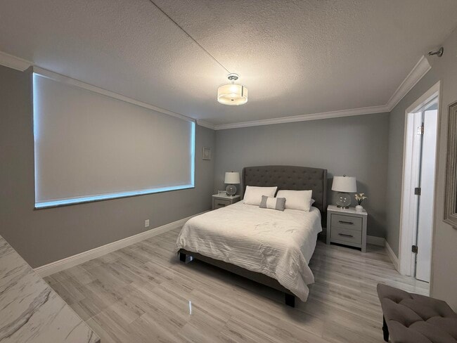 Building Photo - 14575 Bonaire Blvd