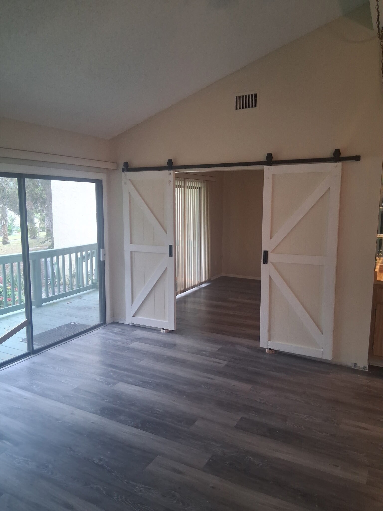 Guest Bedroom/Den - 149 Club House Blvd