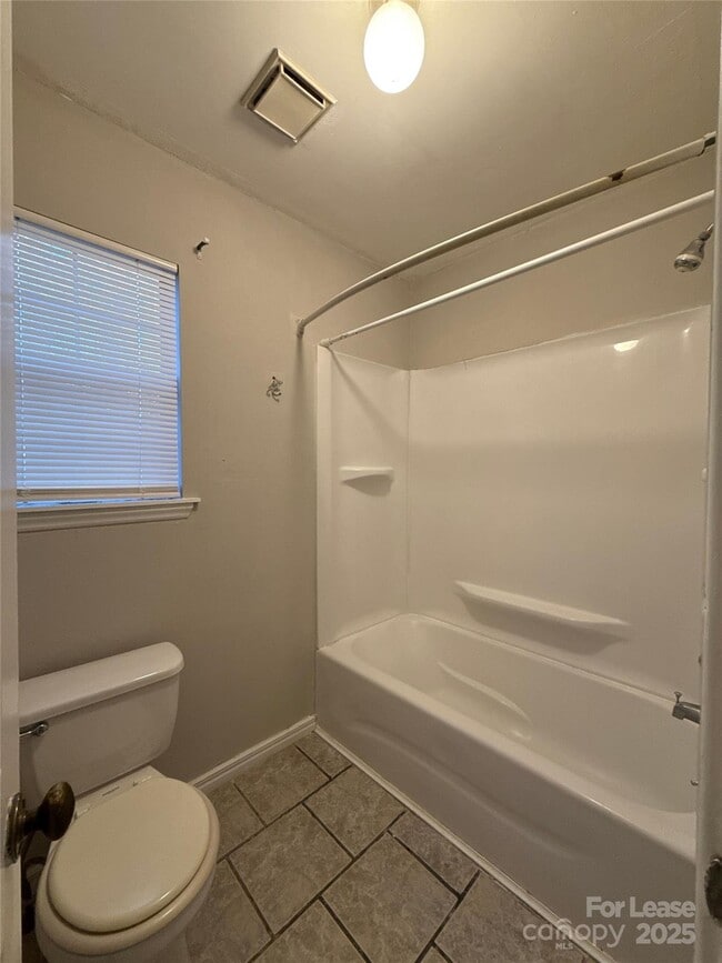 Building Photo - 7426 Barn Stone Dr