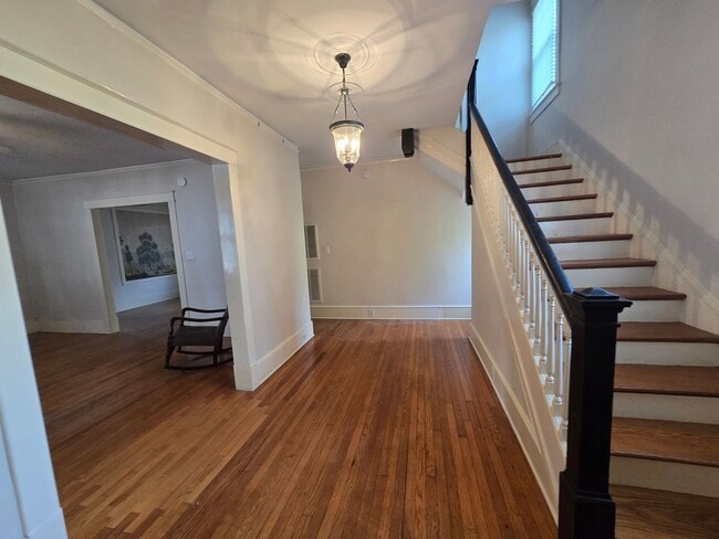 Building Photo - Beautiful Brick Home in Historic District of Edenton