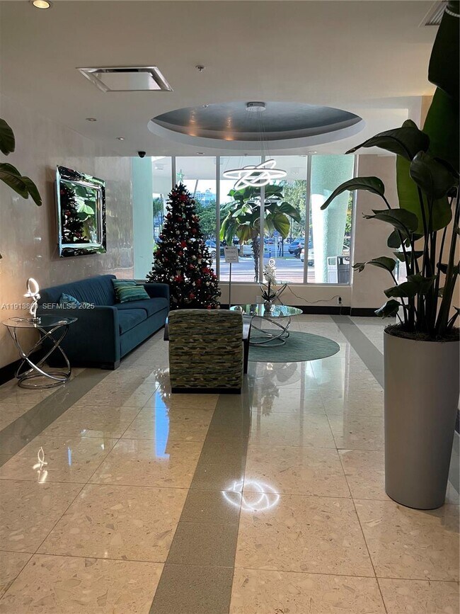 Building Photo - 3801 S Ocean Blvd