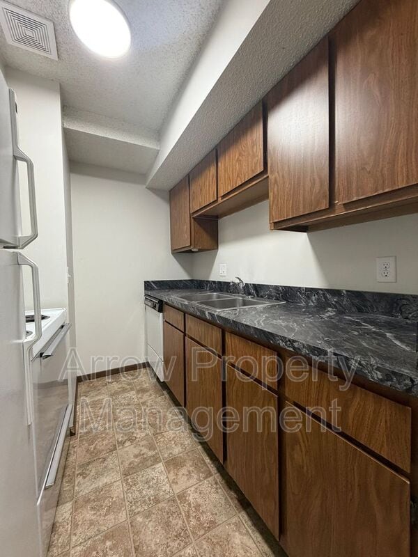 Building Photo - 1411 D St