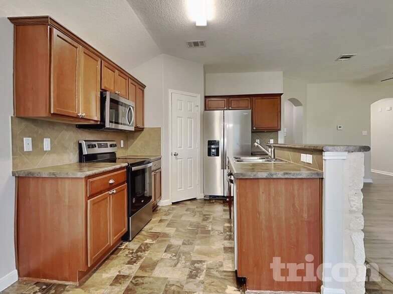 Building Photo - 210 Teron Dr