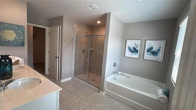 Building Photo - 2605 Poppy Ct