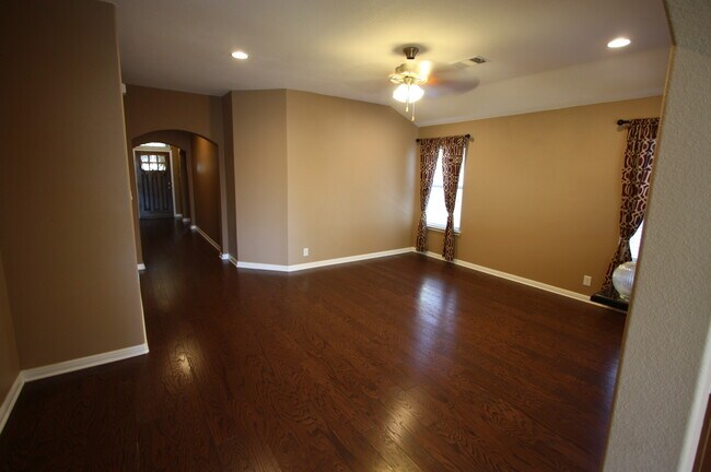 Building Photo - 13905 Turkey Hollow Trail